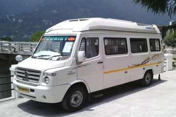 15 Seats Tempo Traveller  on Rent in Amritsar