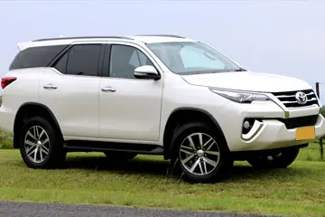 Luxury Fortuner Car Rental in Amritsar